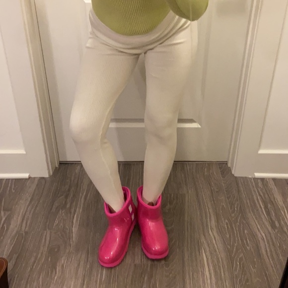 UGG Australia waterproof boots. Fit 7 - Picture 11 of 16